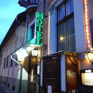 Hotel Illes, Szeged