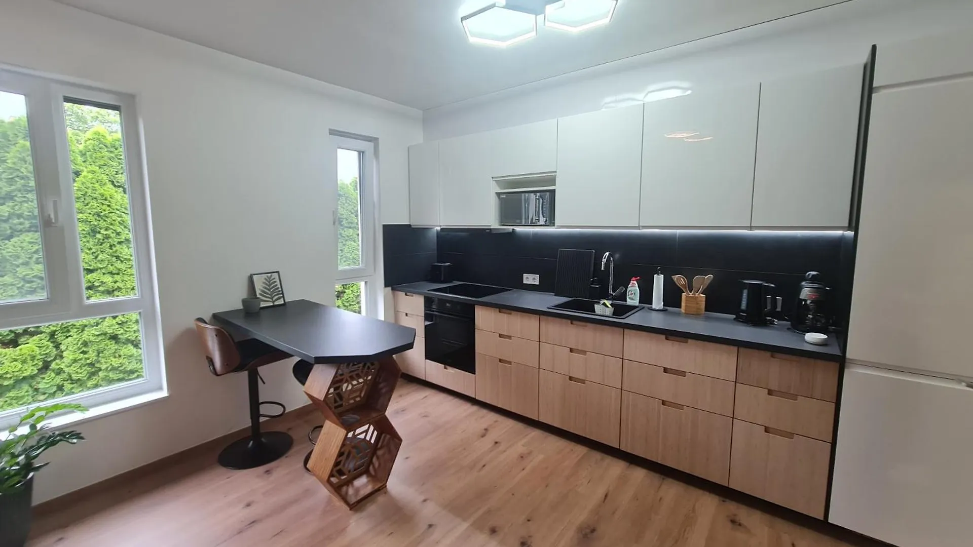 Hexagon Apartman Szeged Apartment